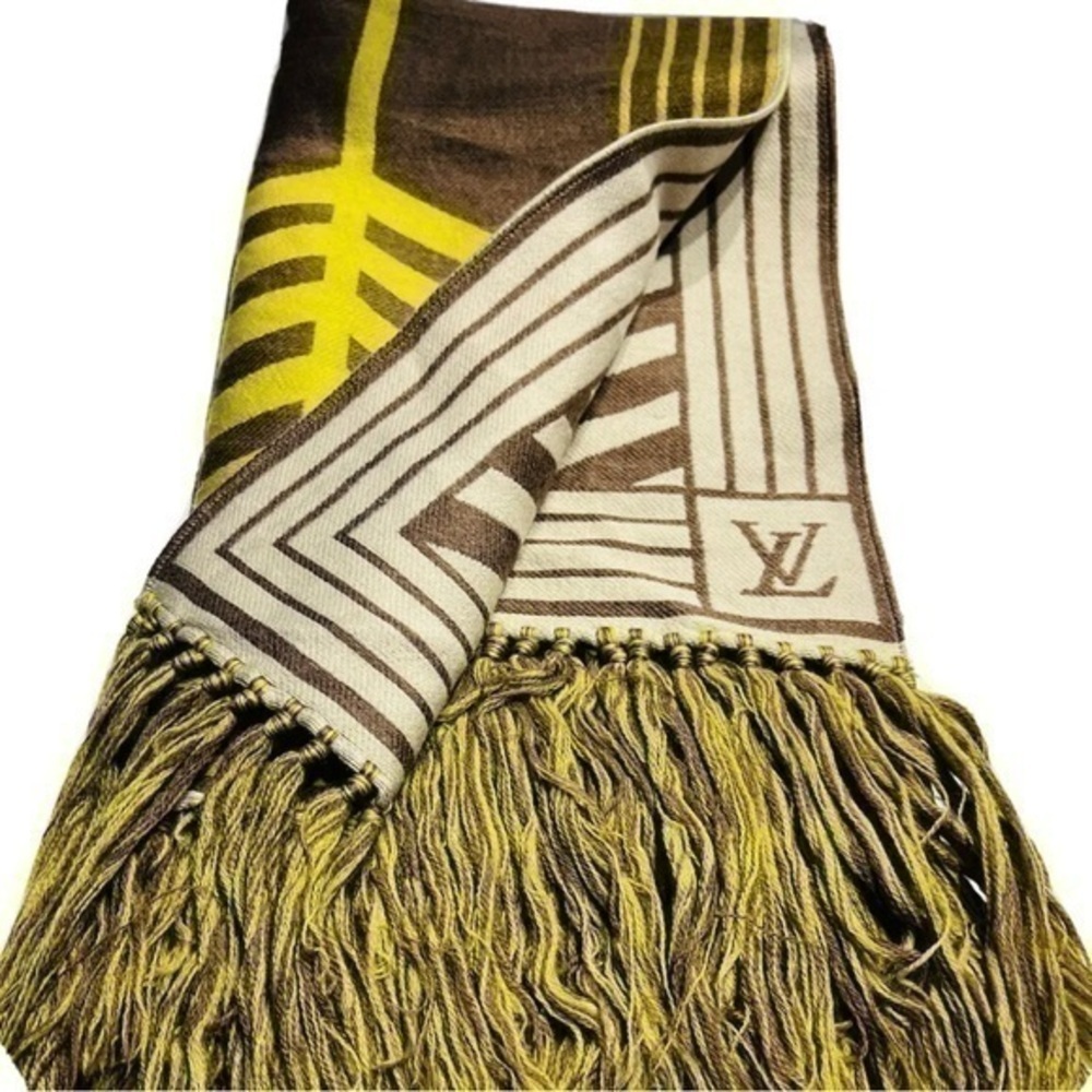 Authentic Louis Vuitton Karakoram Reversible Tassel Scarf/Shawl